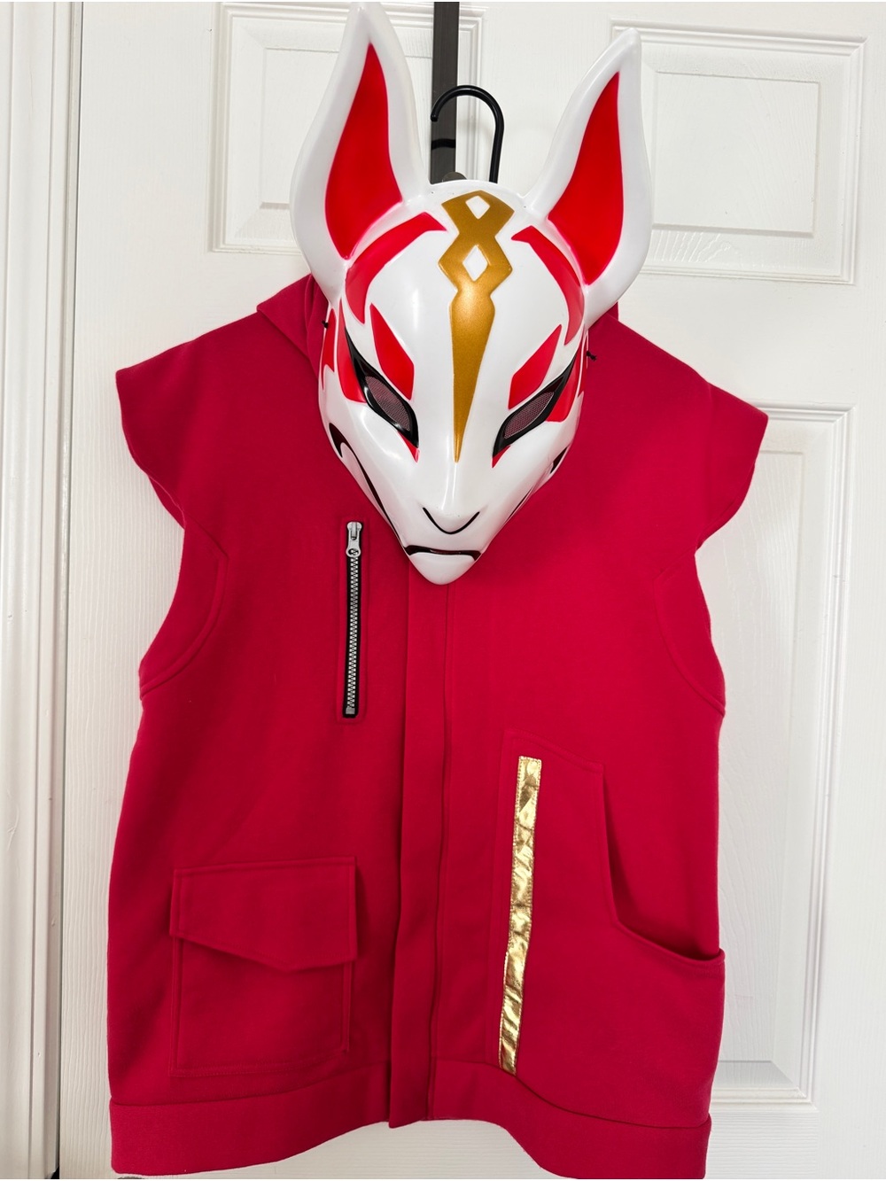 Fortnite Drift Costume Vest & Kitsune Fox Mask 2019 Epic Games